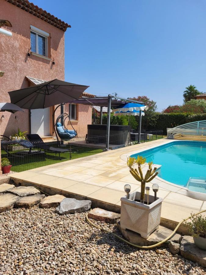 La Toscana Roquebrune Sur Argens Εξωτερικό φωτογραφία
